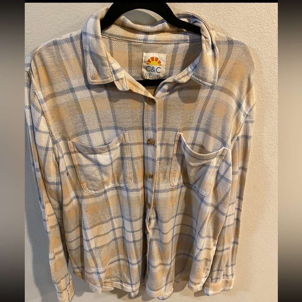 C&C California Beige Flannel Button Detail Size‎ XL - Picture 2 of 5
